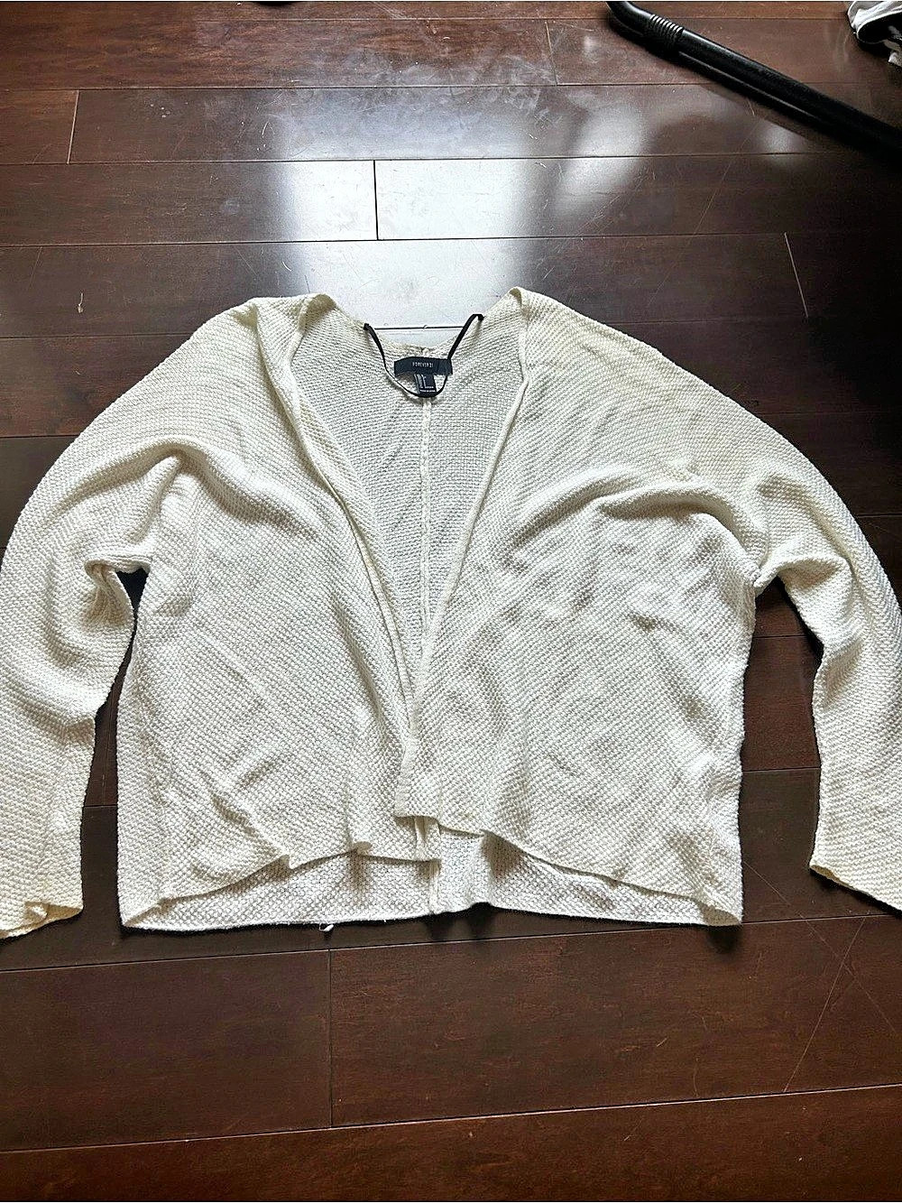 Forever 21 Textured Knit Cardigan in Cream Size Small